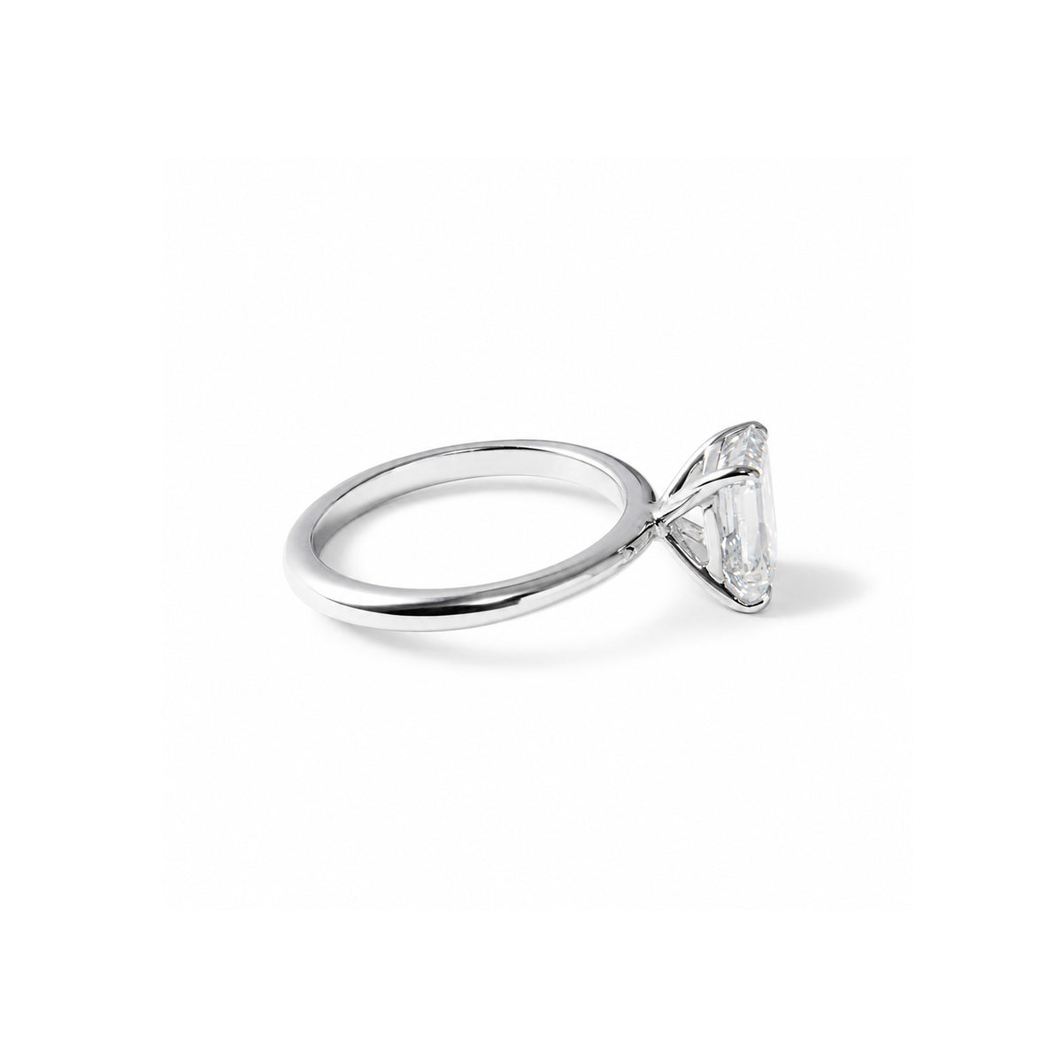 The Emerald Solitaire White