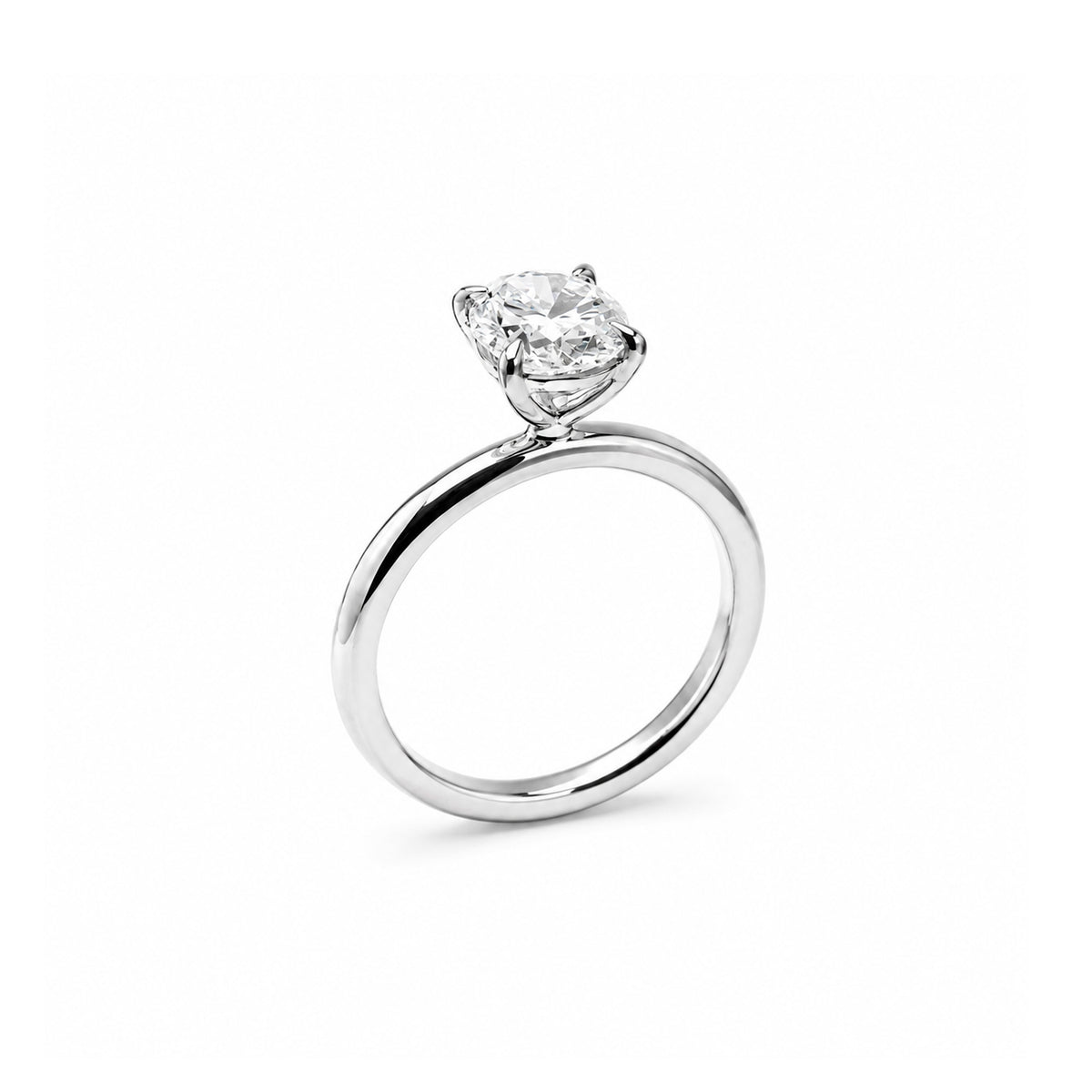 The Oval Solitaire White